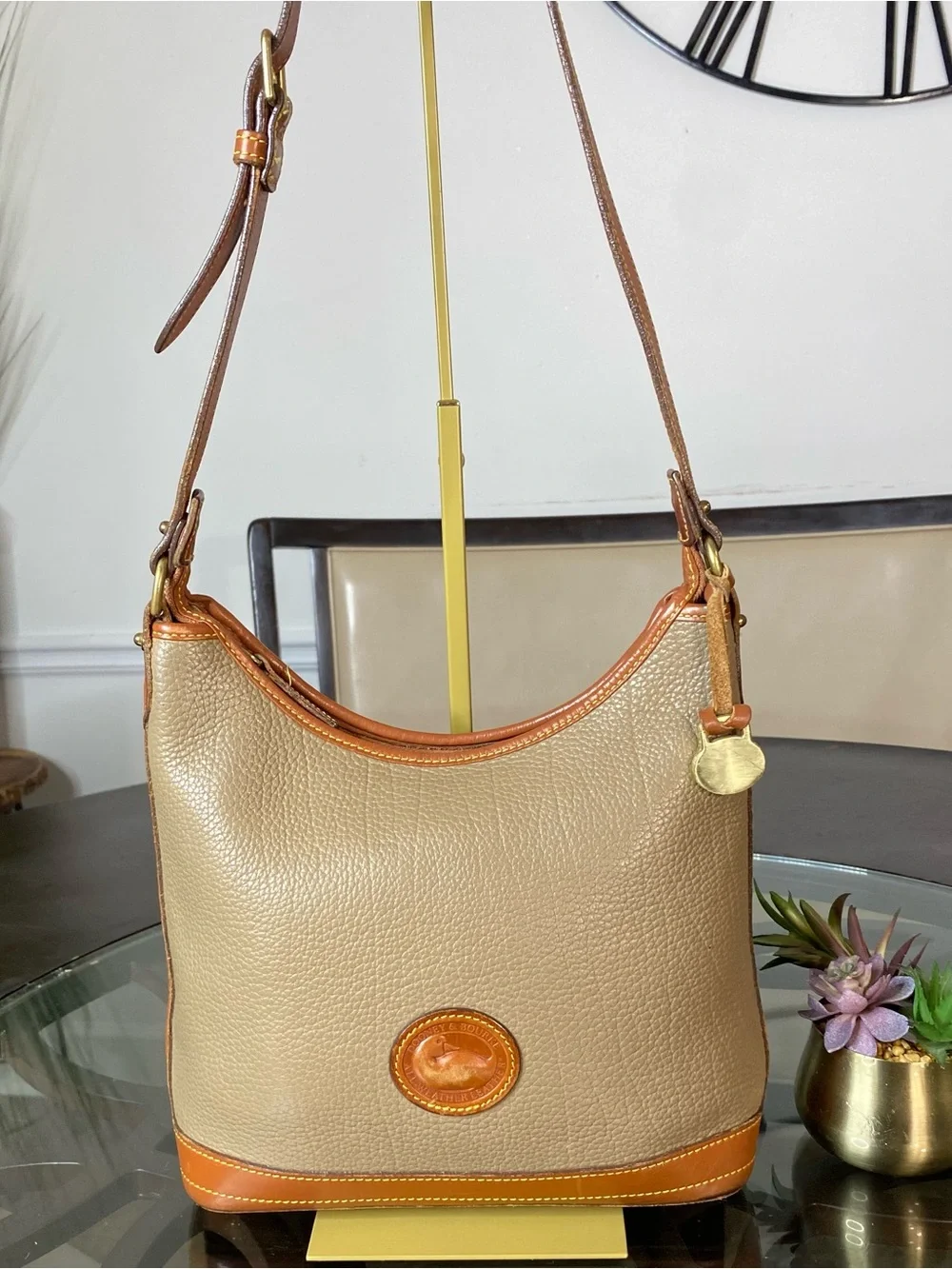 VTG Dooney & Bourke All Weather Leather Taupe Hobo Shoulder Bag British Tan
